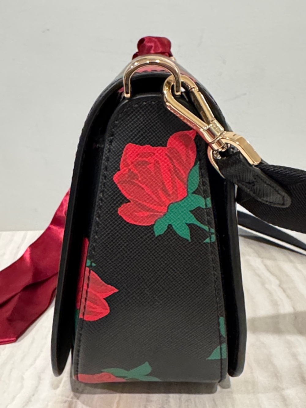 Kate Spade Bag Madison Rose Toss Printed Black Saddle Crossbody - Picture 6 of 17